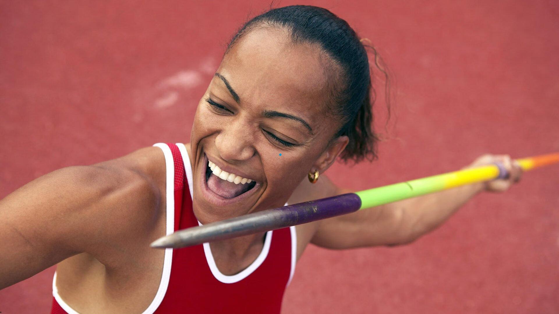 比卢普斯场边急电引热议,新星小杨火速首发改写战局